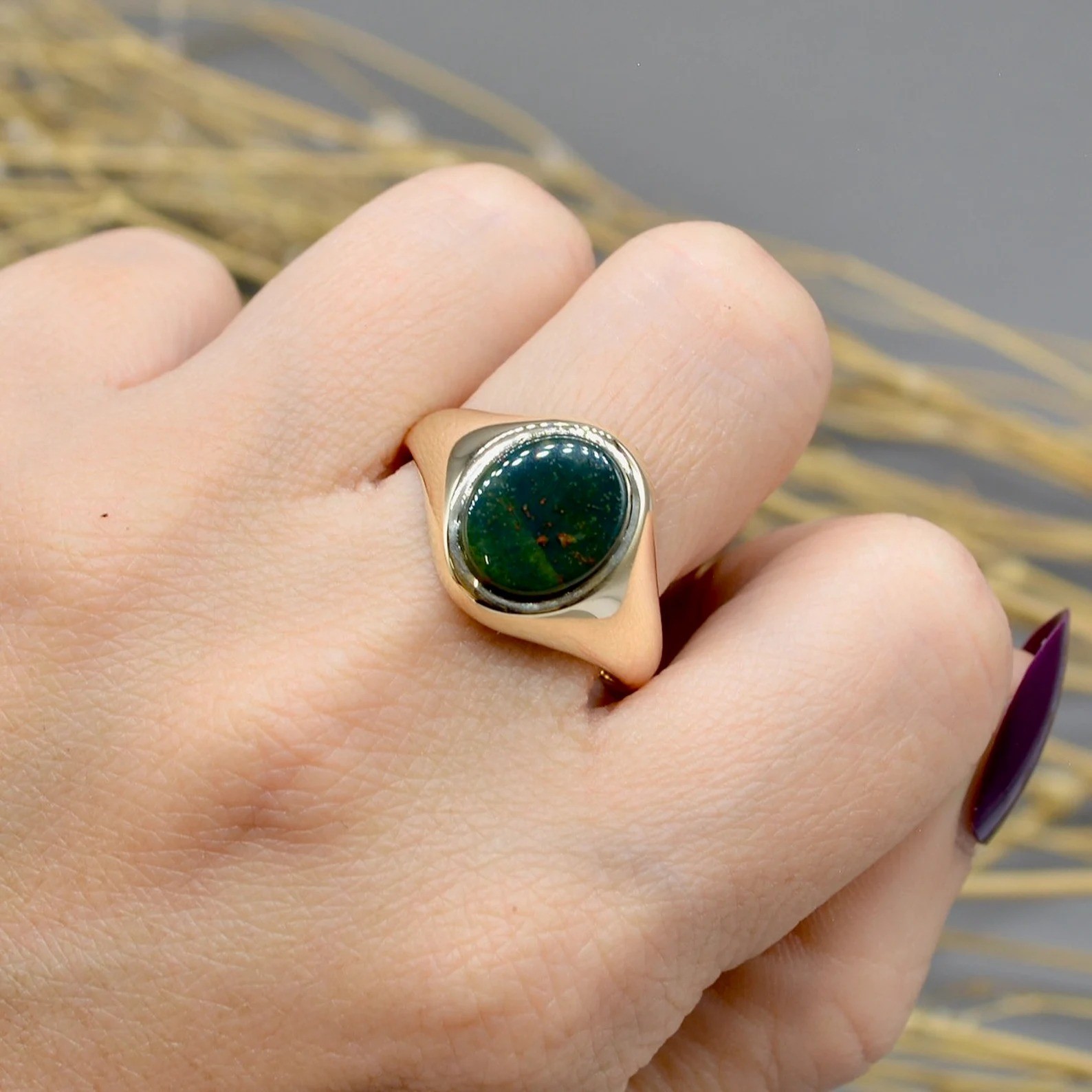 Men’s Bloodstone Ring 14K Gold Plated Oval Signet Vintage Style Gemstone Jewelry