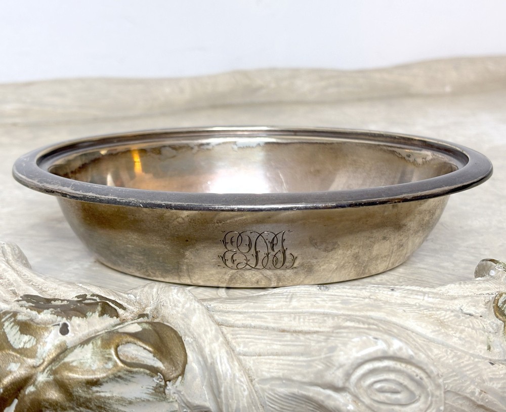 Small 6.25 Oval Dish by Wilson Co. - Silver Soldered Nickel Silver