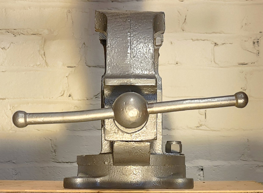 Prentiss NY Bench Vise #181 191 with Swivel Base & Pipe Jaws, 50# Heavy Duty!