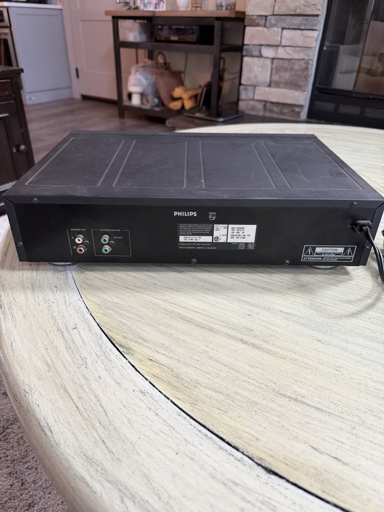 Philips CD910 Compact Disc CD Player (read)