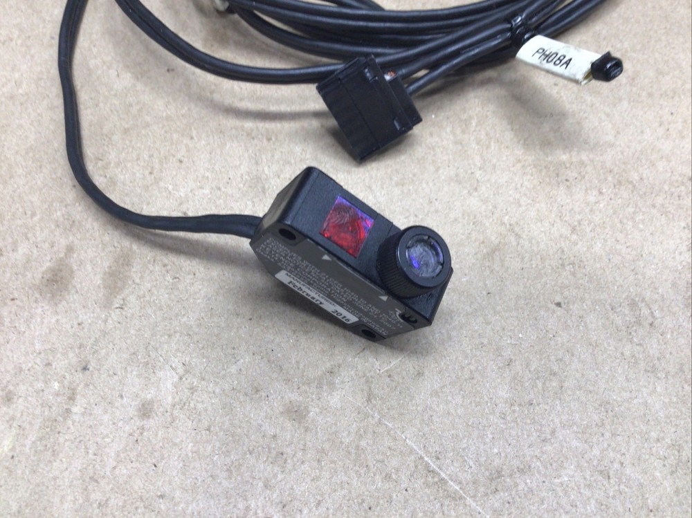 KEYENCE LV-NH32 Multi-purpose Digital Laser Sensor #20I81*AD