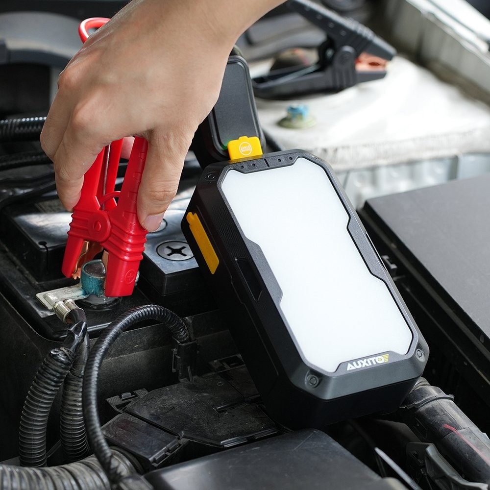 Multi-functional Emergency Start Power Supply Car Starting Portable Charging B