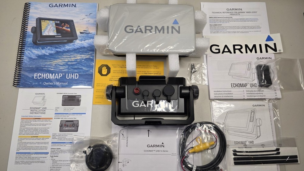 Garmin ECHOMAP UHD 72sv Chartplotter Fishfinder 7" Display – New Open Box.