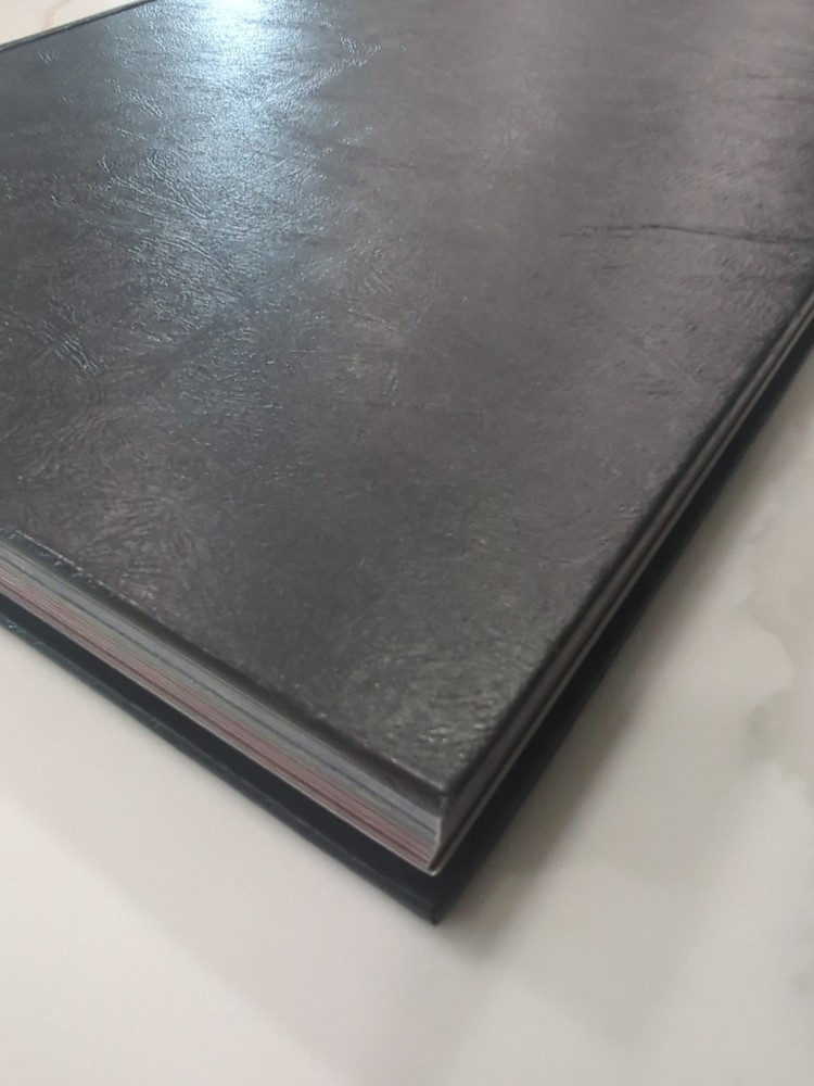 KISS Book KISSTORY USED Nice Ships Free DRGLAS