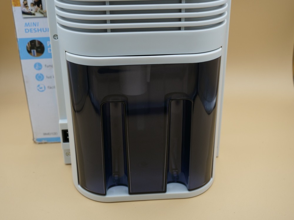 BIONAIRE MINI DEHUMIDIFIER BMD100
