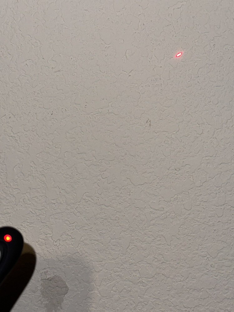 V7 WP1000-24G-19NB Professional Wireless Presenter with Laser Pointer