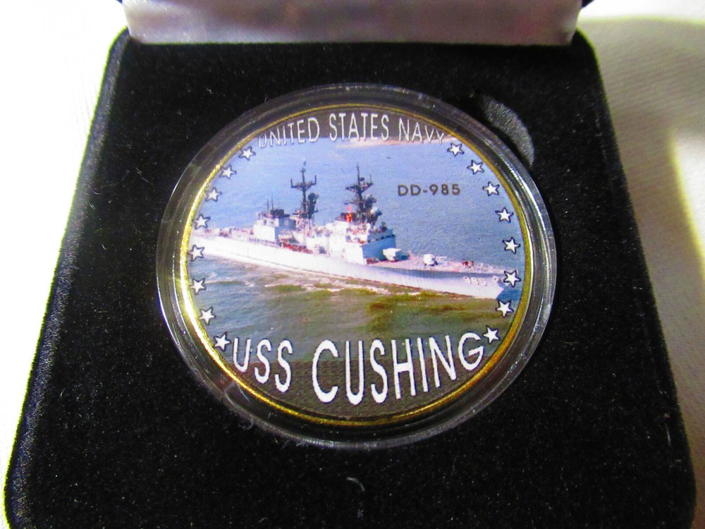 US NAVY - USS CUSHING (DD-985) Challenge Coin w/ Presentation Box
