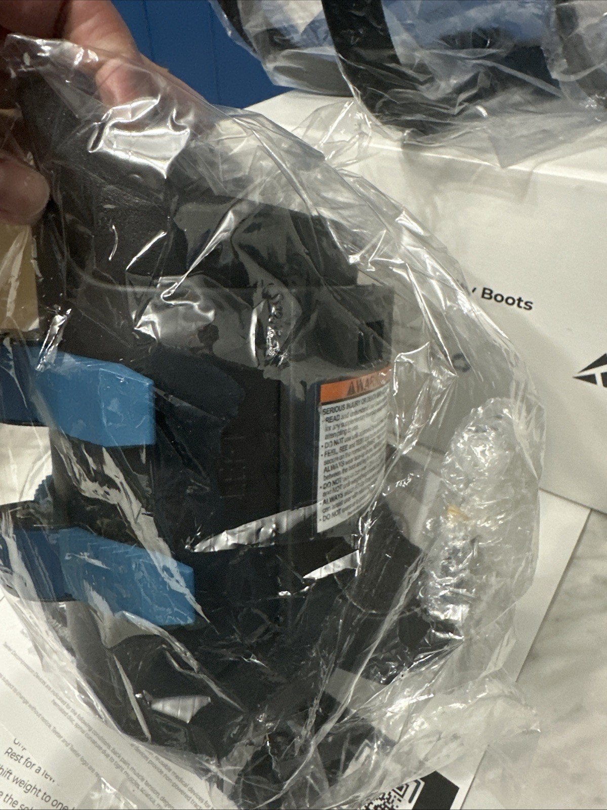 Teeter EZ-Up Gravity Boots for Inversion Decompression Stretching OPEN BOX