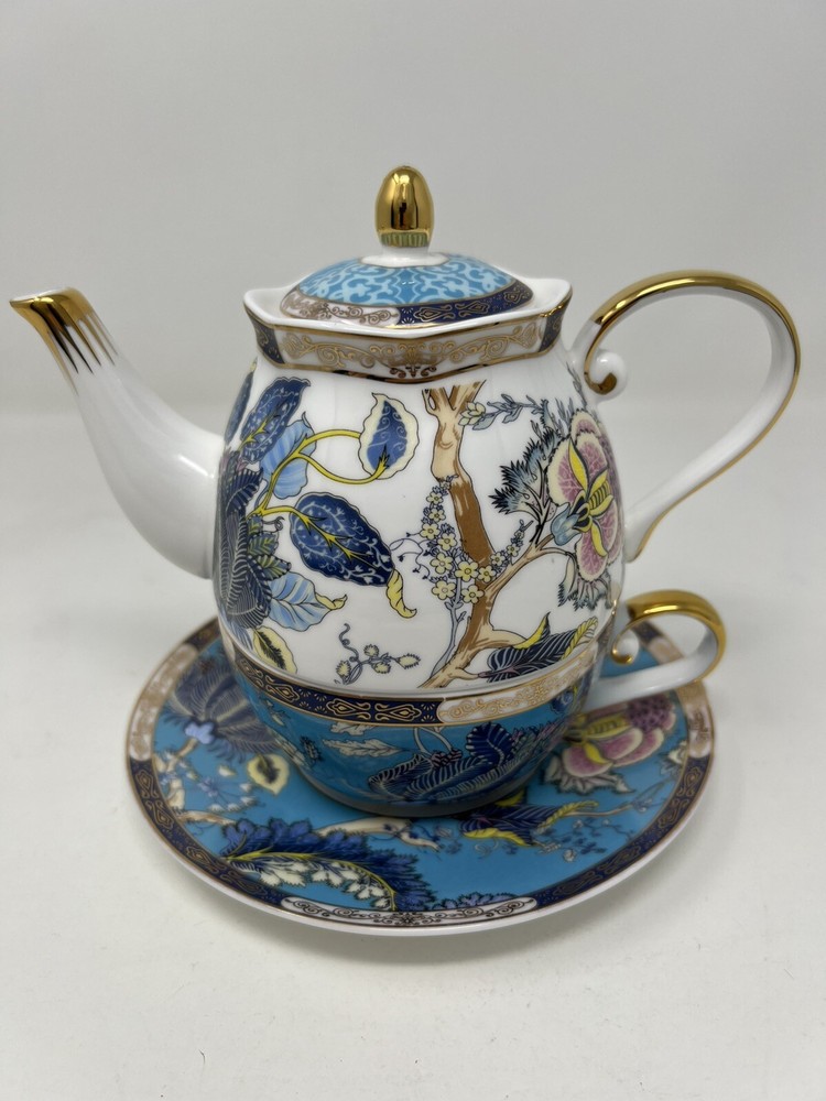 Ingri - Bone China - Tea Pot Cup & Saucer