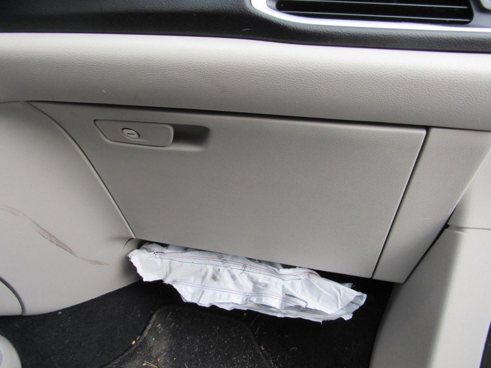 PACIFICA  2022 Glove Box 1016838