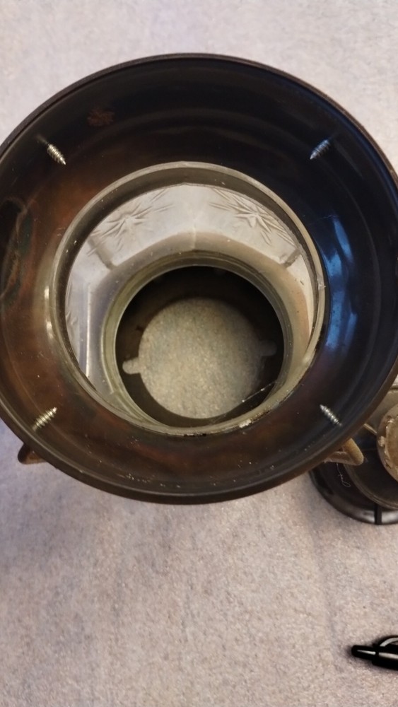 Penco Kerosene Brass Lamp Octagon Snowflake Globe