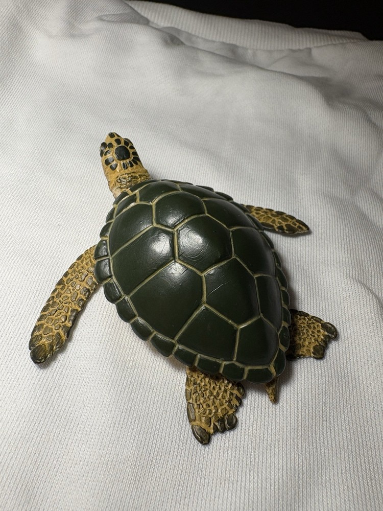 2007 Safari Ltd Plastic Sea Turtle Figurine