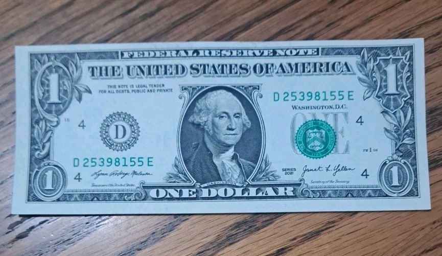 MISALIGNED SEAL Fancy Serial Number 25398155