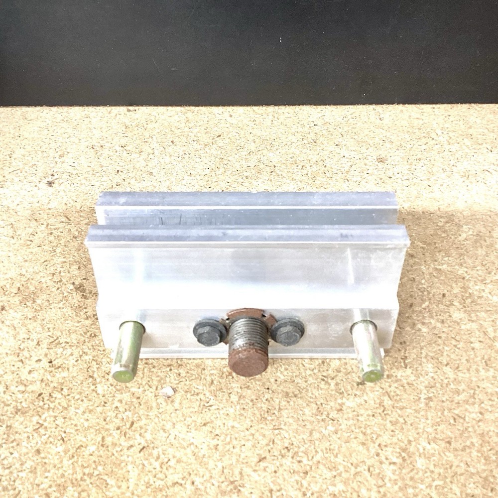 “Dowl- It” Self Centering Dowling Jig Model #1000