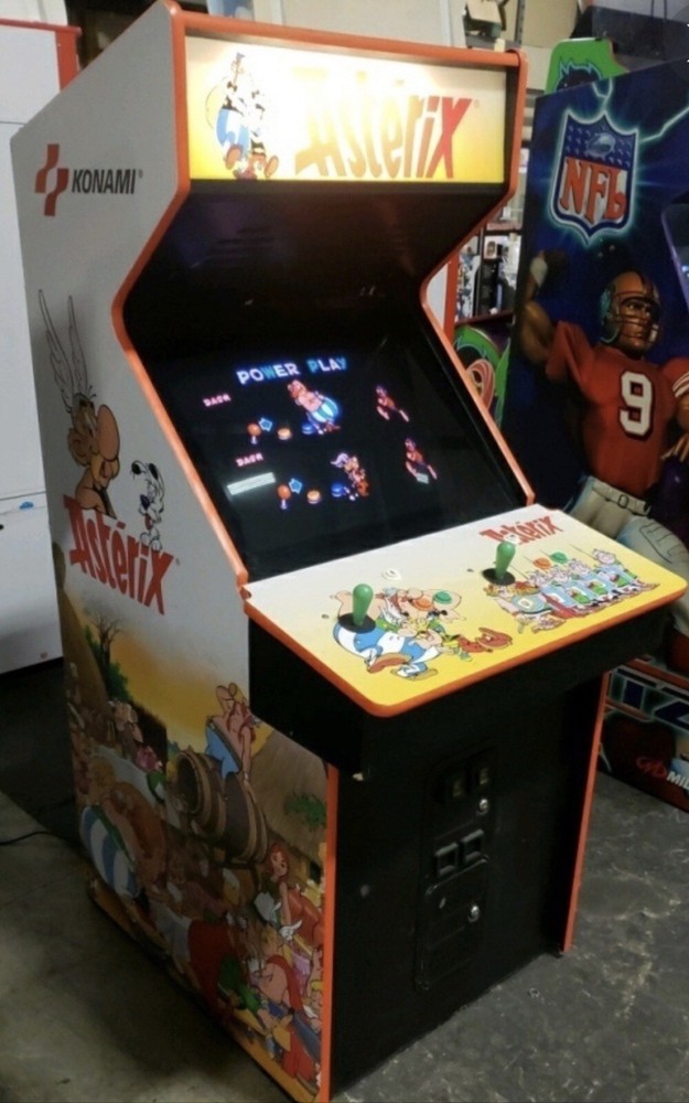 Asterix Konami  full size vintage authenticarcade 1992