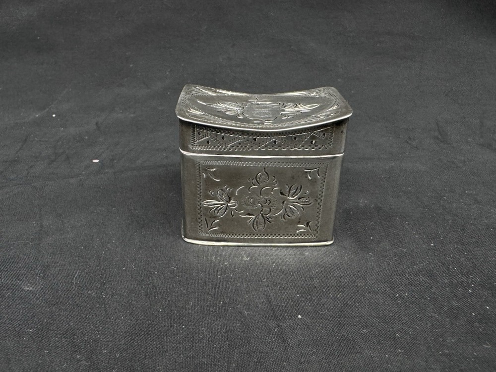 Antique Dutch 833 Silver Snuff Box