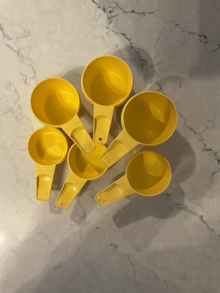 Vintage Tupperware Bright Yellow Measuring Cups #B