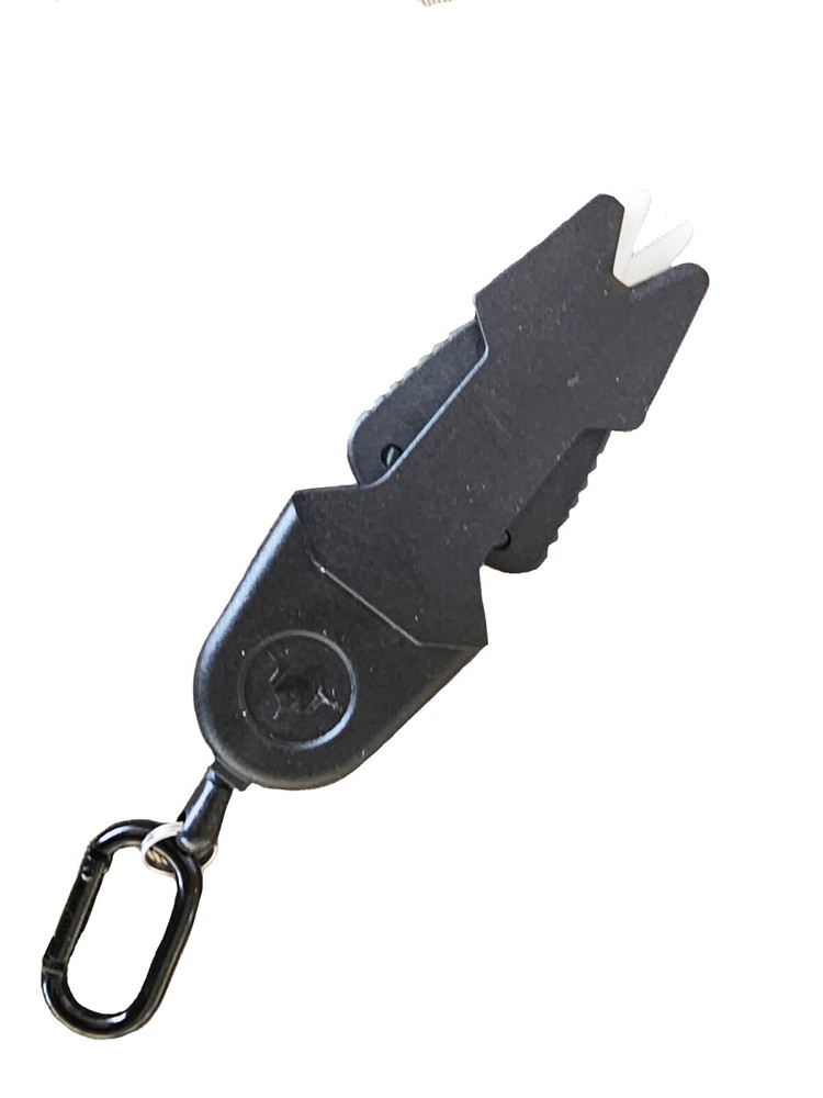 CUTTERS, RETRACTABLE SERRATED EDGE  CERAMIC SCISSORS, RETRACTABLE TETHER
