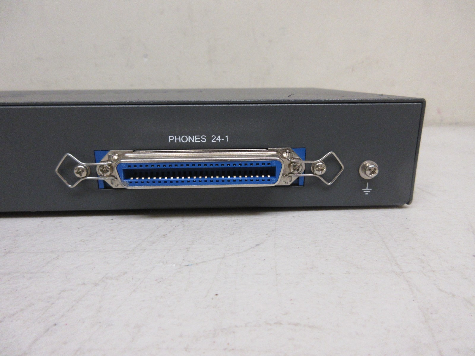 Grandstream GXW4224 24 Port FXS Gateway Gigabit Analog to VoIP