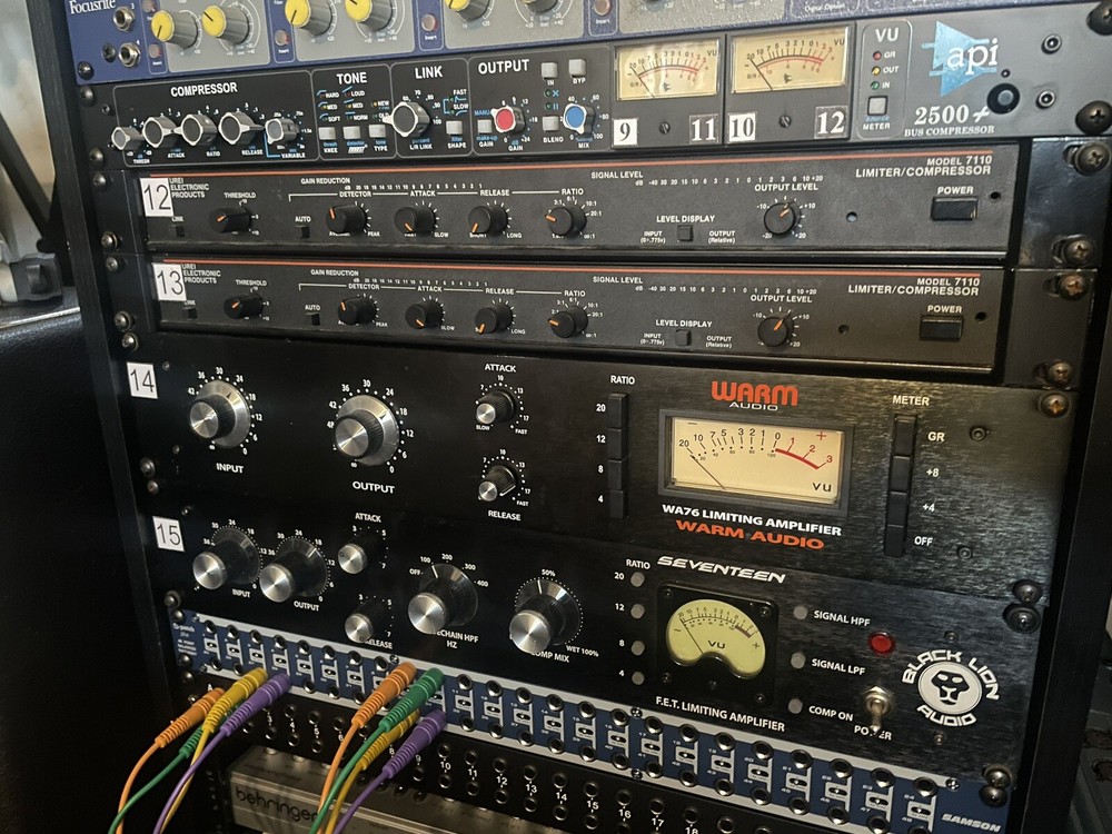 Warm Audio WA76 Discrete FET Compressor