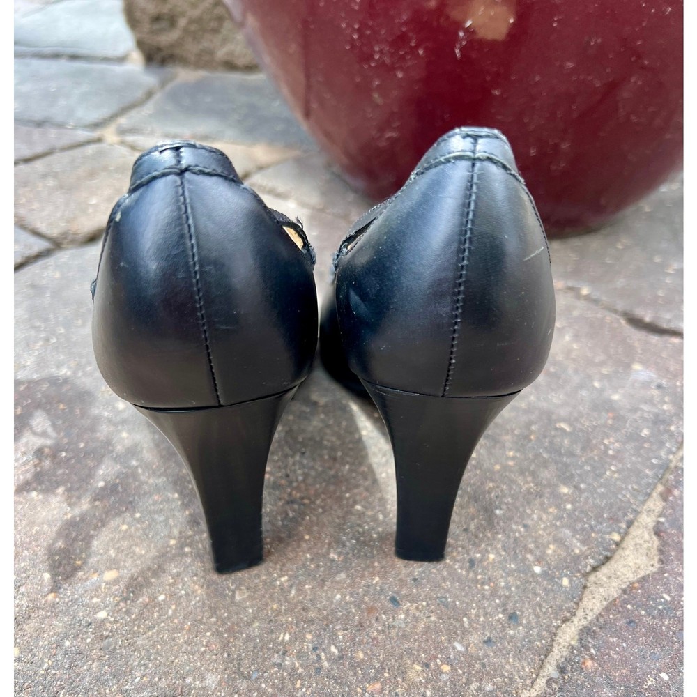 Unisa black leather heels size 7.5