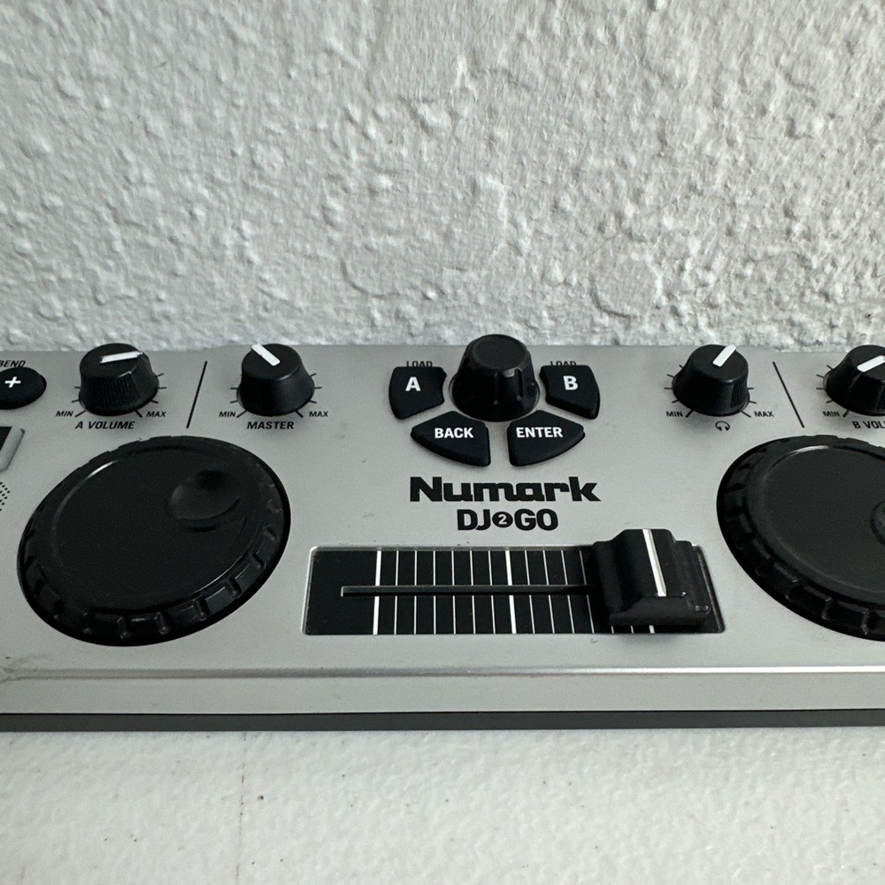 Numark DJ2GO Ultra Portable MIDI Capable Silver DJ Controller USB for Mac/PC