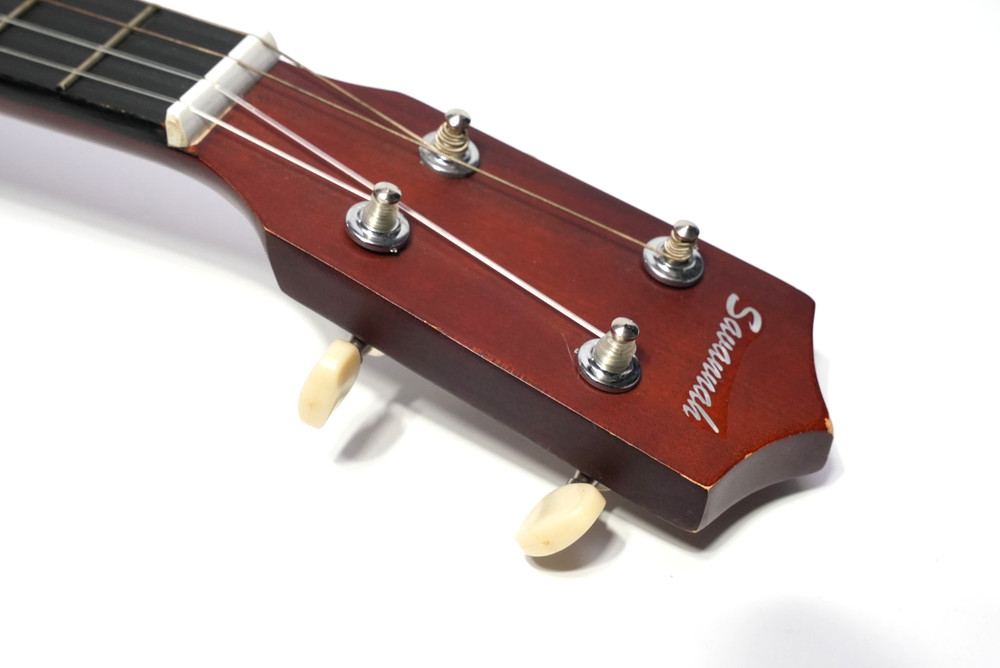Savannah SU-200 Baritone Ukulele w/ Bag