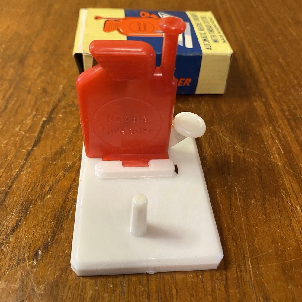 Vintage Automatic Needle Threader With Thread Cutter In Original Box