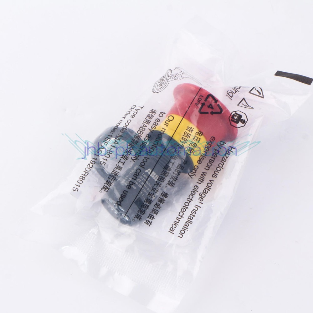 ONE New ABB CE4T-10R-02 button switch