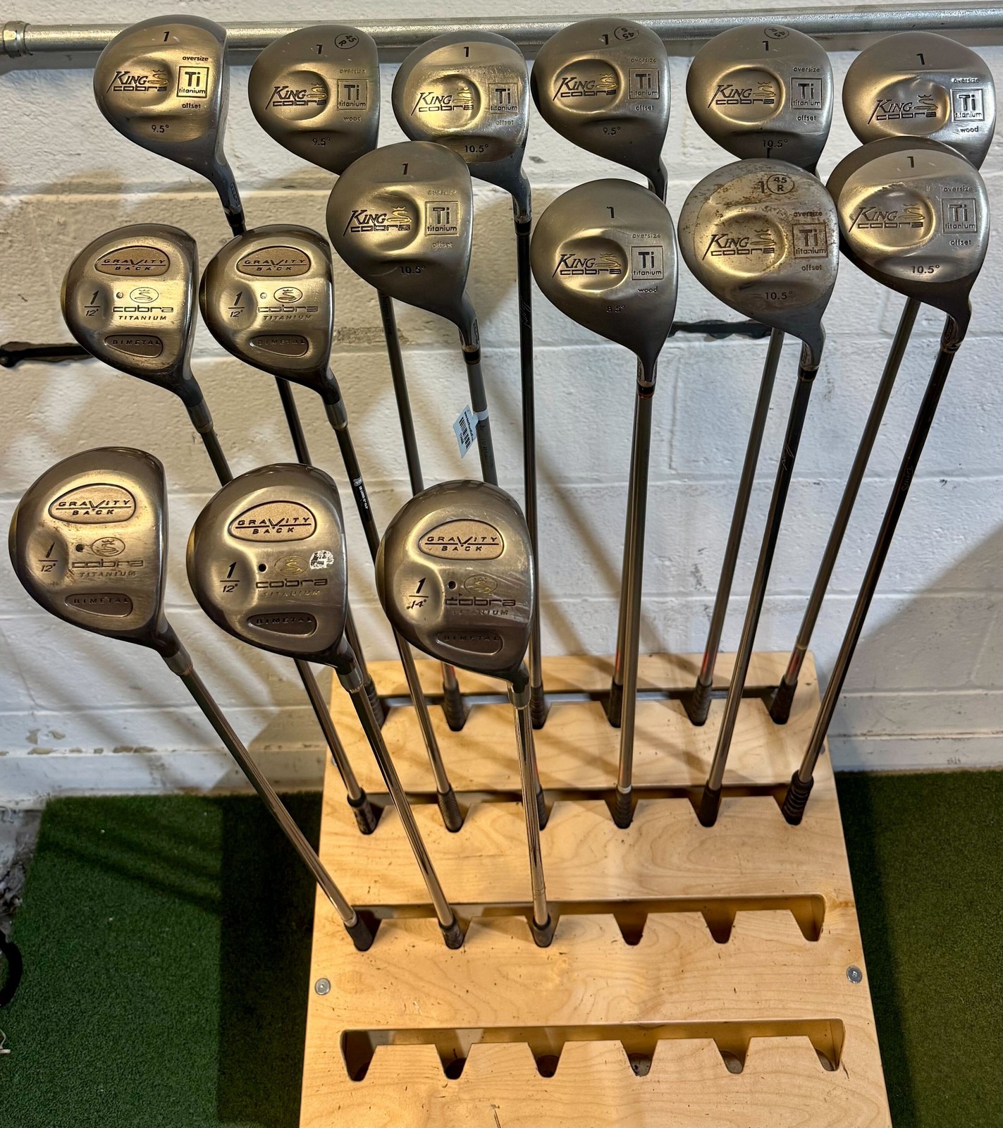 Wholesale Lot of 30 Golf Clubs - Cobra Drivers