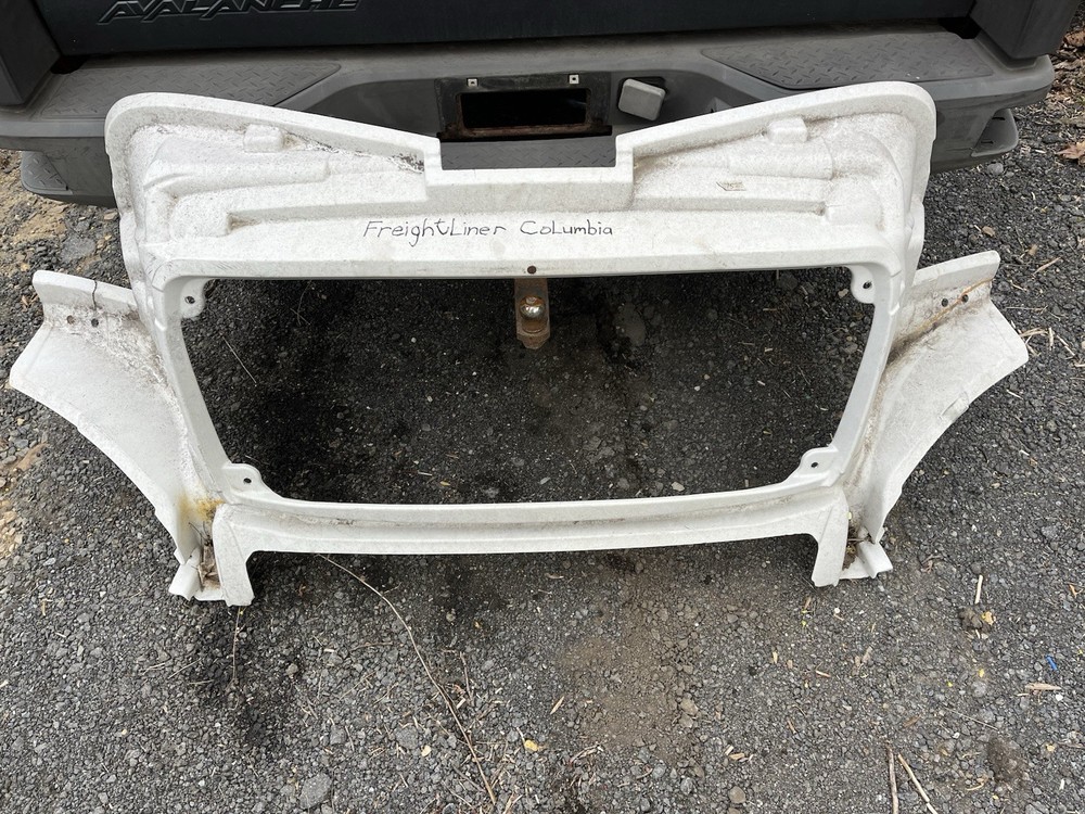 Freightliner Columbia Hood Frame Structure Support Skeleton Grill