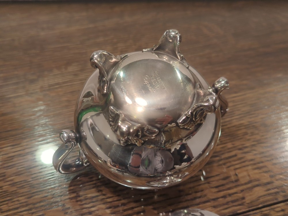 REED & BARTON REGENT 5600 Silverplate Sugar Bowl & Lid