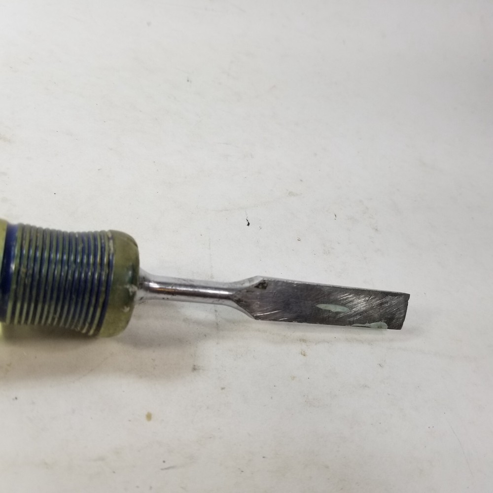 CRAFTSMAN PROFESSIONAL Vintage Clear Lucite Chisel