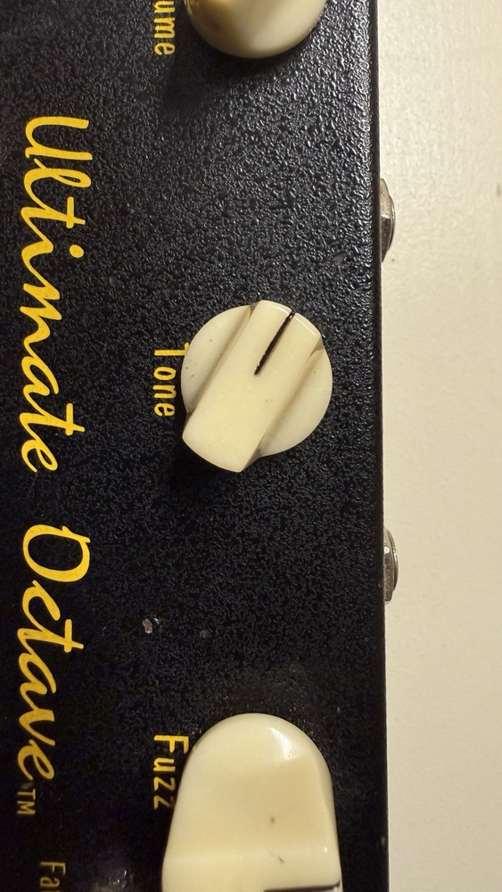 Fulltone Ultimate Octave Guitar Effect Pedal