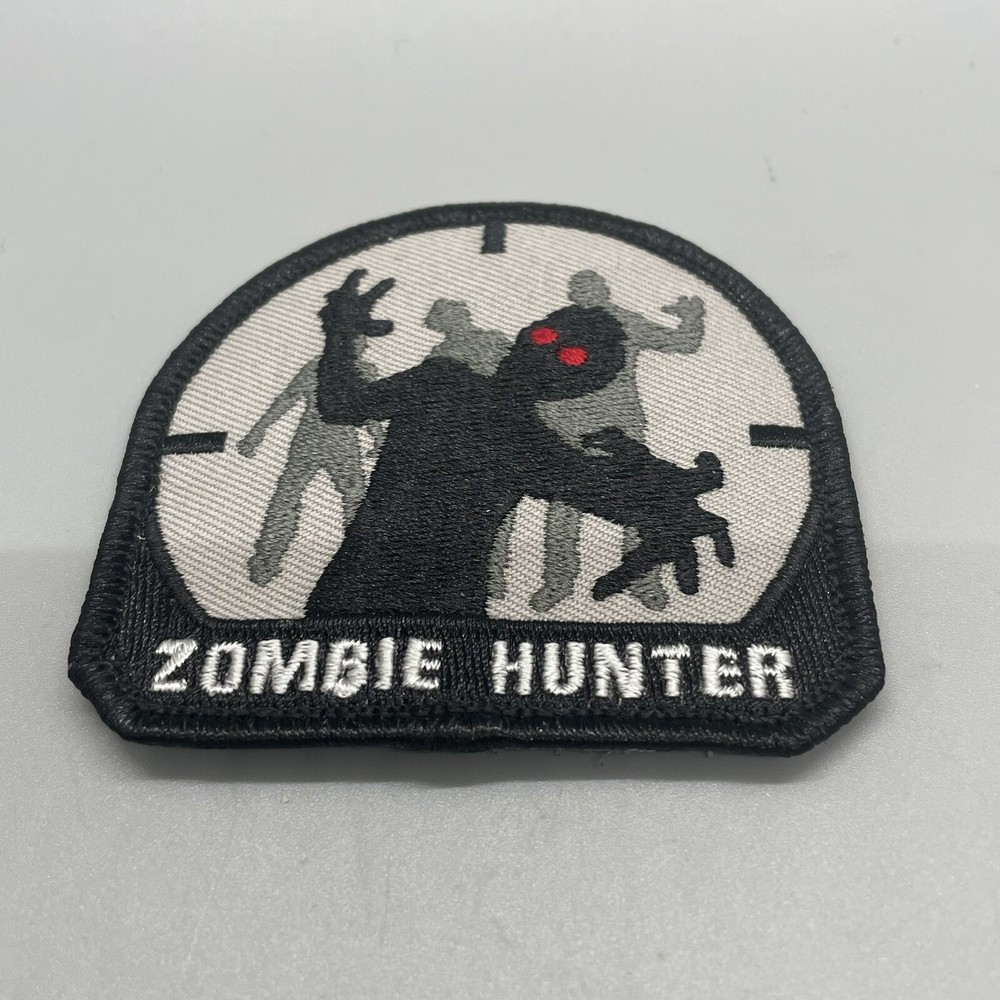 Zombie Hunter Hook & Loop Airsoft Tactical PVC Morale Patch Red Eyes Zombie