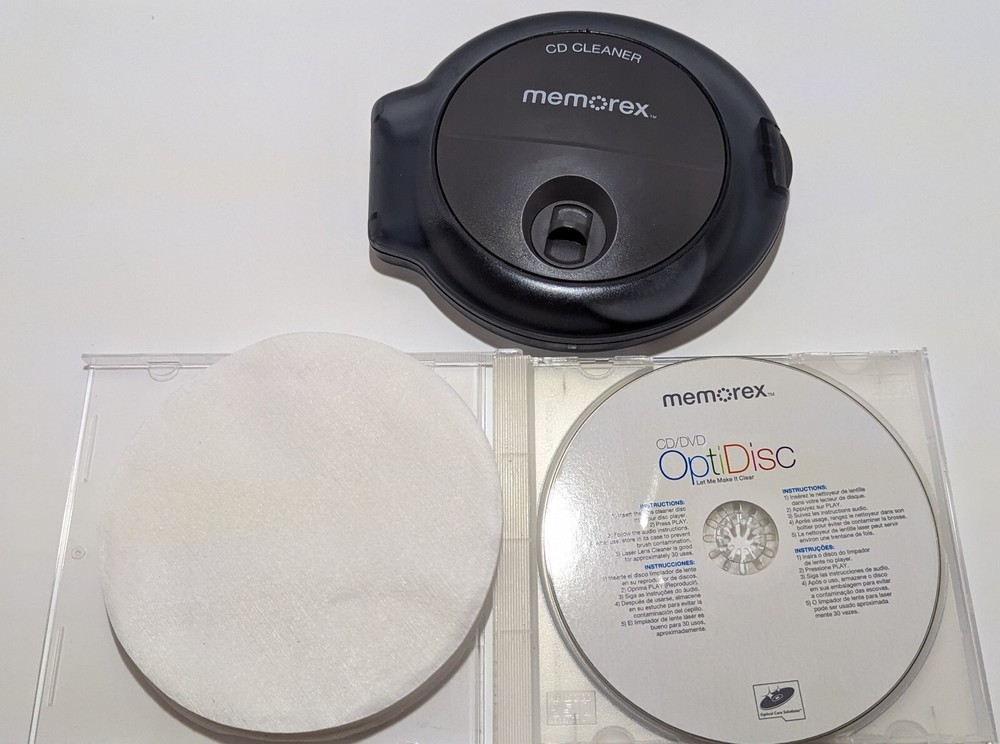 MEMOREX Total Solution Cleaning Kit CD/DVD Cleaner (no solution included)