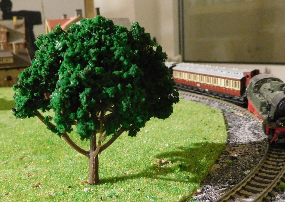 5 Dark Green Trees, 80mm Tall