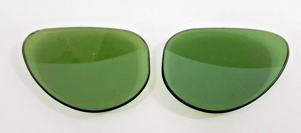 Antique WW2 Hawaiian Leather Glasses Case W/Variety Of Different Colored Lenses