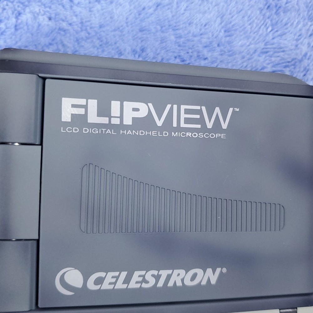 Celestron Flipview Handheld Lcd Microscope 44314 Digital Microscope