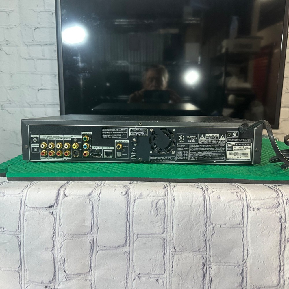Samsung Blu-Ray Disc Player Model BD-P1400 NO REMOTE