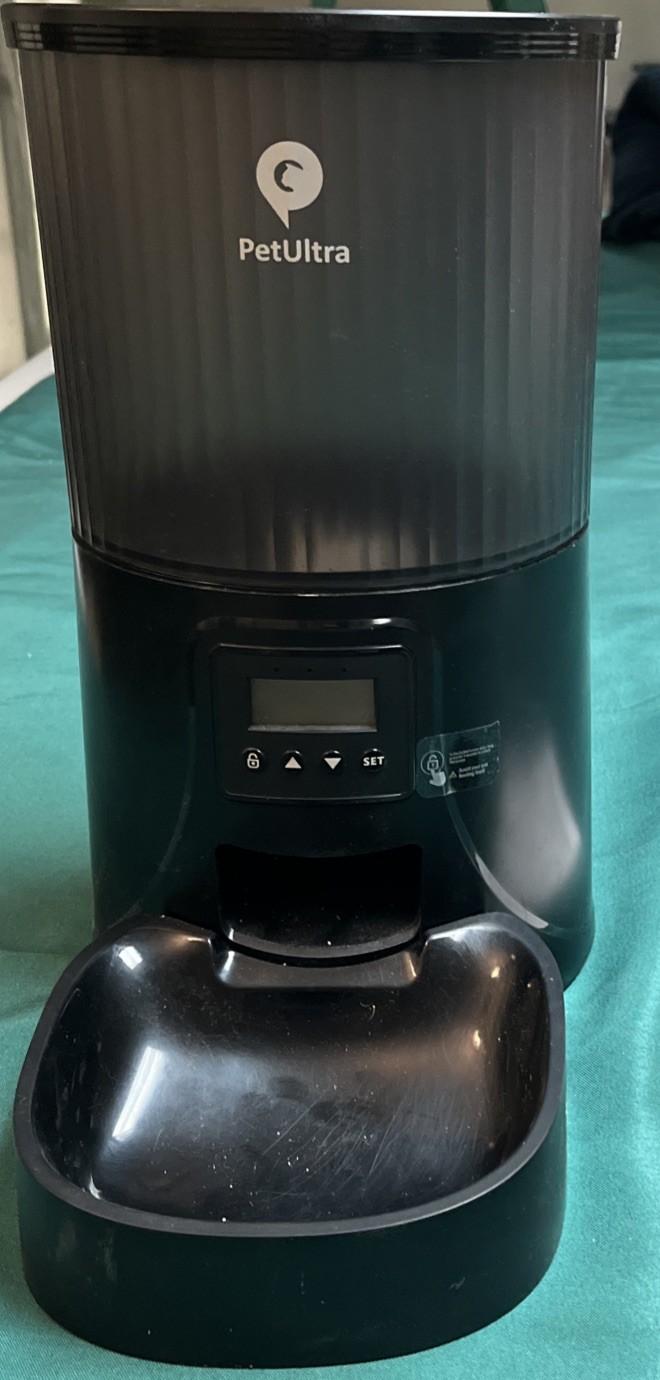 PETULTRA Automatic Cat/Dog Feeder Timed 4L Programmable 1-4 Meals,Voice Recorder