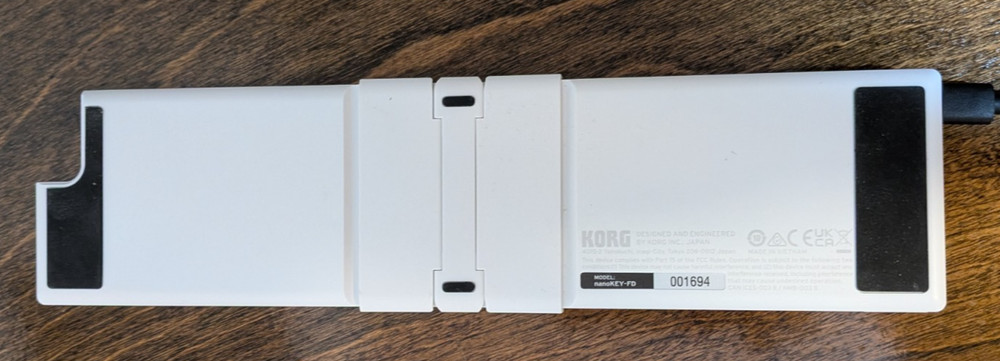 KORG nanoKEY Fold Foldable MIDI keyboard White - works!