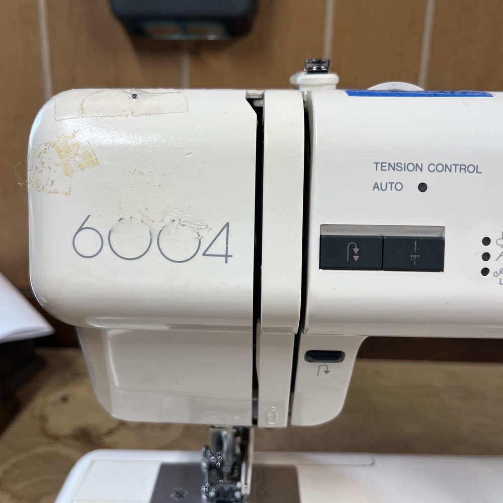 Elna 6004 Sewing Machine