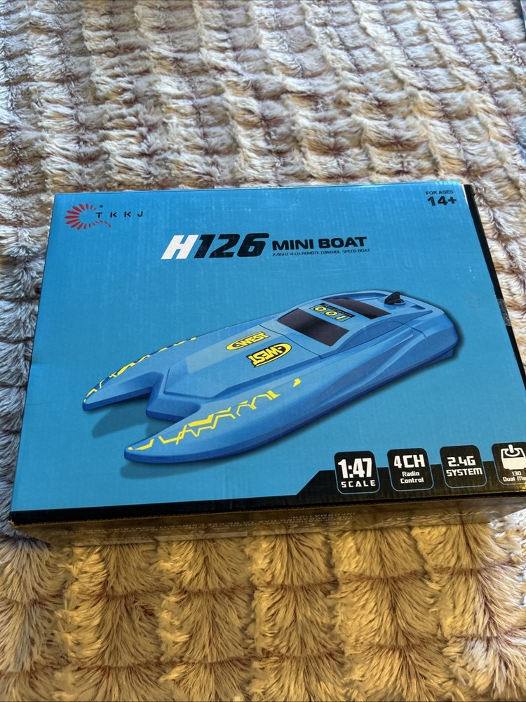 H126 Mini Boat Blue Remote Control New