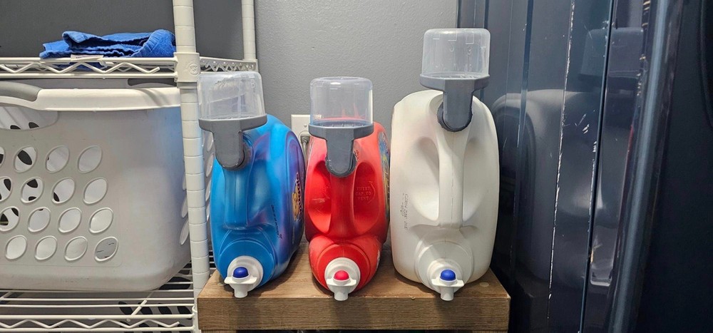 Laundry Detergent Cup Holder & Drain