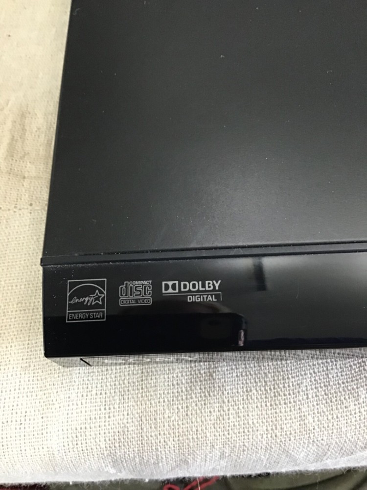 Sony DVPSR510H DVD Player w/remote