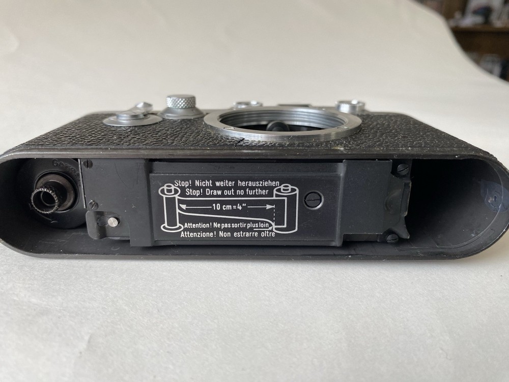 LEICA iiif Red Dial Self Timer 35mm Rangefinder LTM Camera Body Read