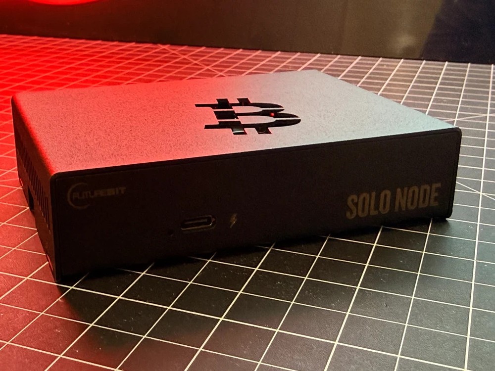 Apollo Solo Node - Powerful Bitcoin Stratum Solo Server 16GB (2TB SSD)