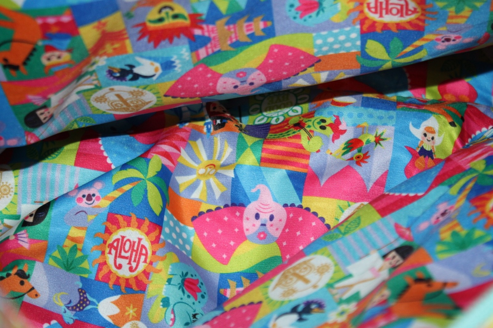 Disney World Parks It's A Small World large Canvas tote Bag Aqua HELLO