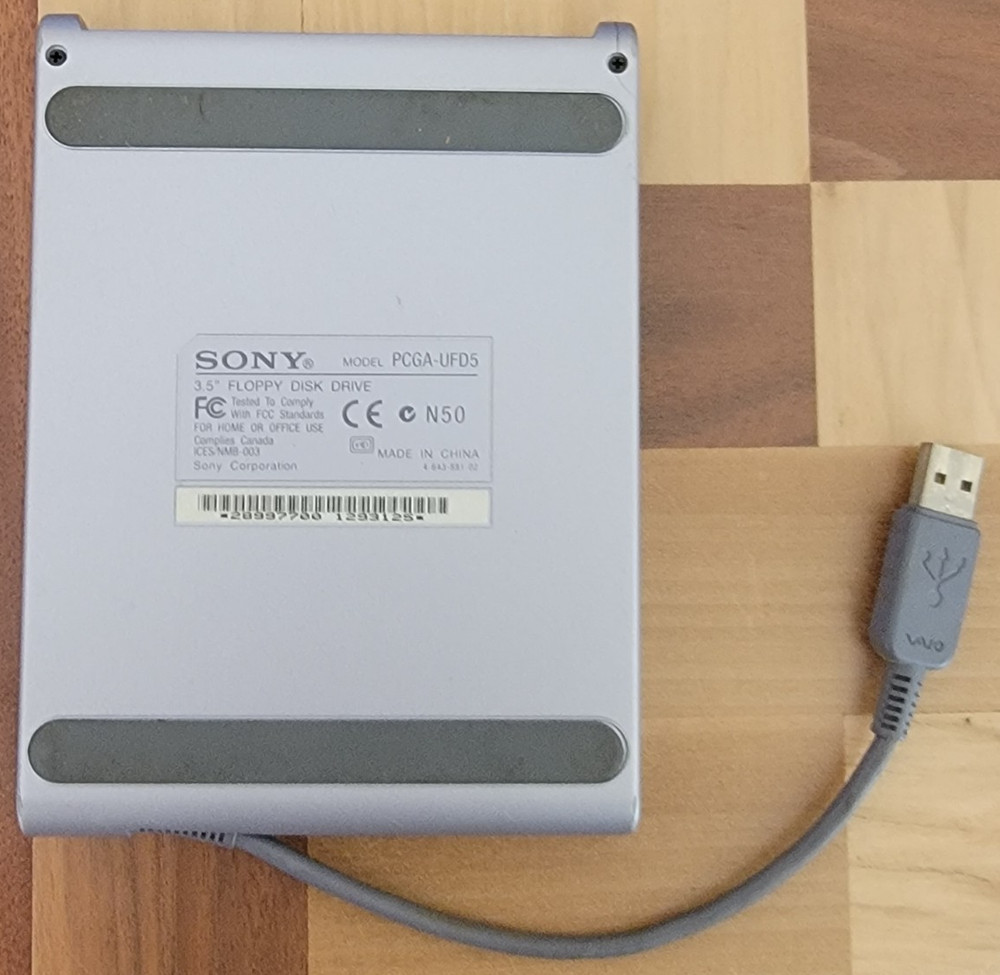Sony VAIO PCGA-UFD5 3.5" Floppy Disk Drive External Portable USB Silver